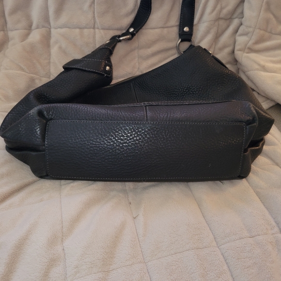 Coach purse - Picture 3 of 4